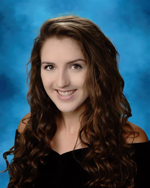 Hannah Baker headshot 